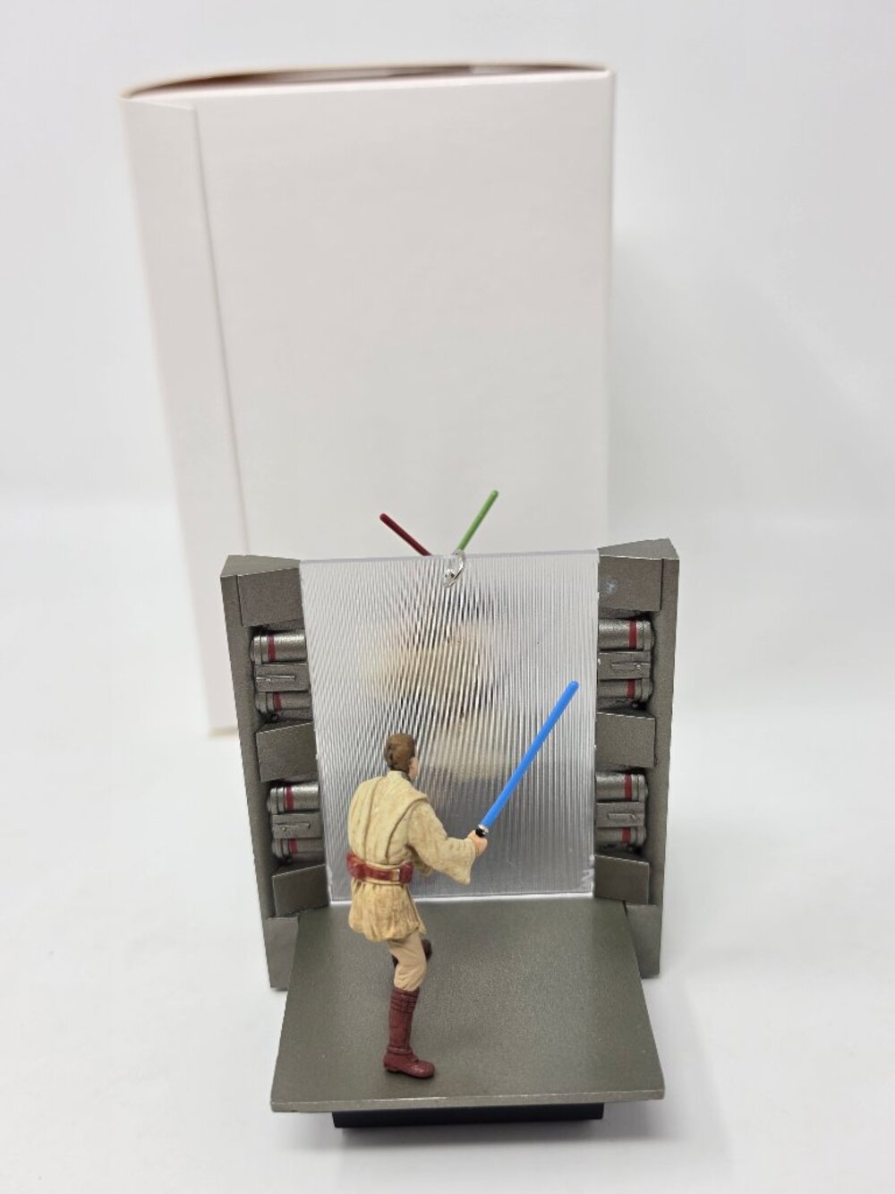 2009 Hallmark Keepsake Star Wars Phantom Menace Deadly Duel Christmas Ornament - Picture 9 of 11